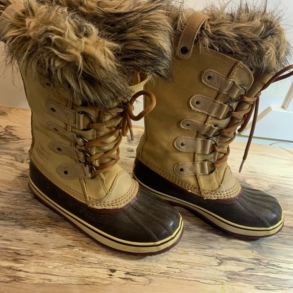 Sorel snow boots